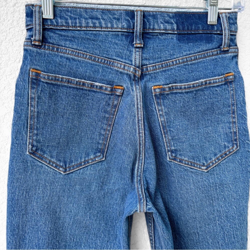 Abercrombie & Fitch Ultra High Rise 90s Straight Jean | Medium Raw Hem | NWOT - Picture 8 of 13